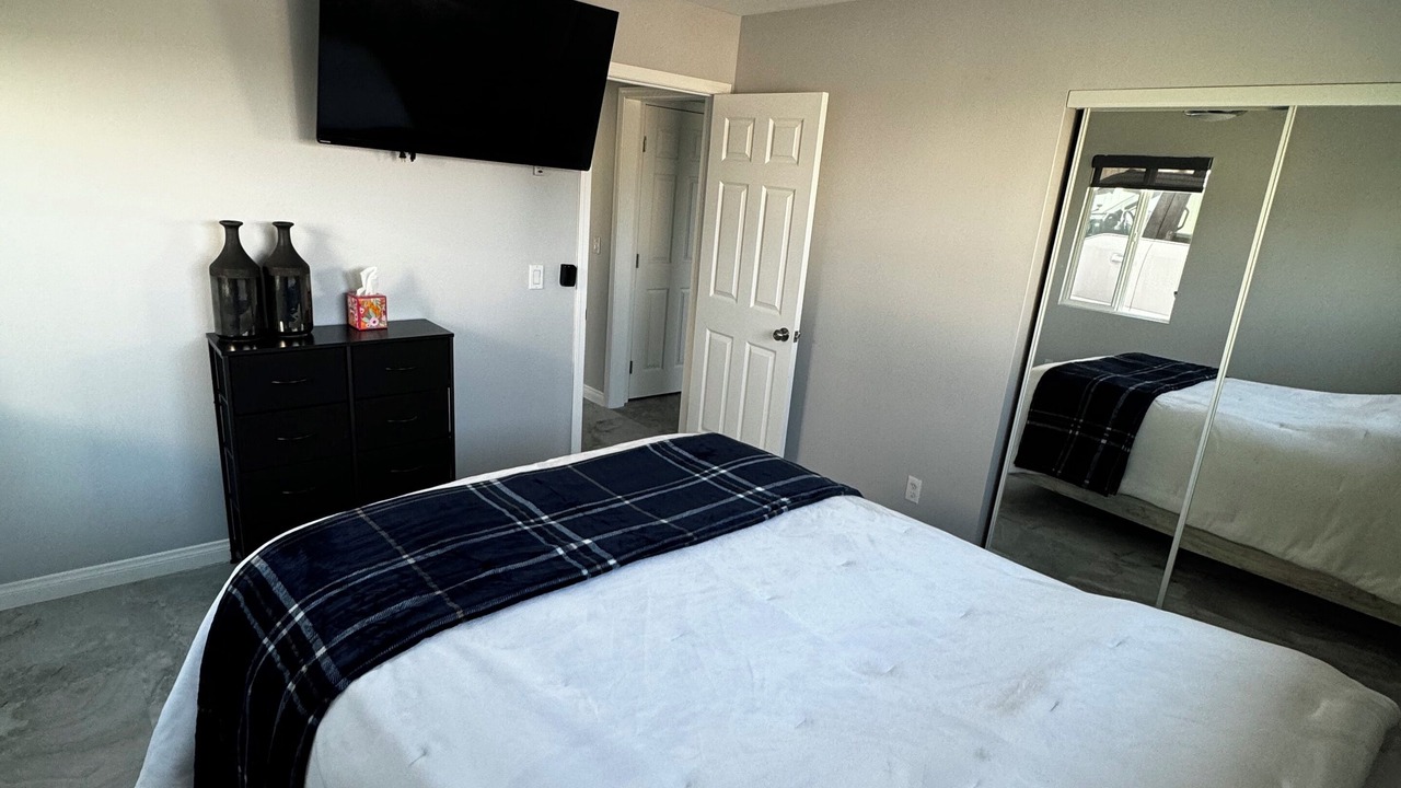Photo of Bedroom in Bay Terraces