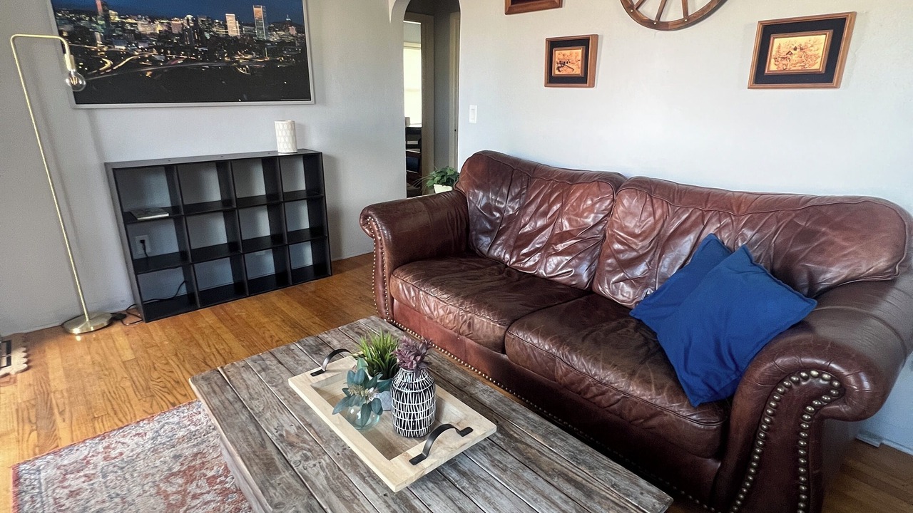 Photo of Livingroom in West Salem