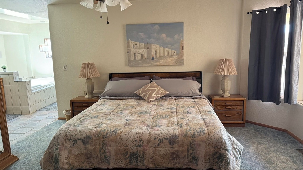 Photo of Bedroom in Seligman