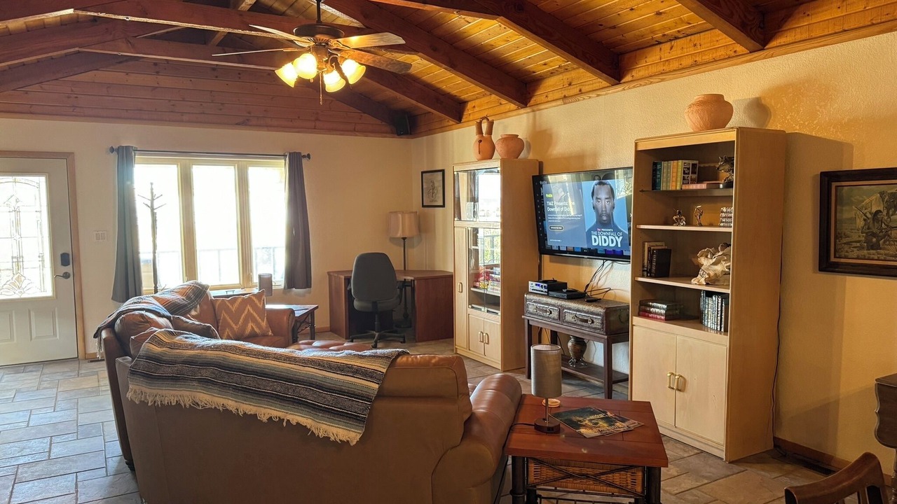 Photo of Livingroom in Seligman