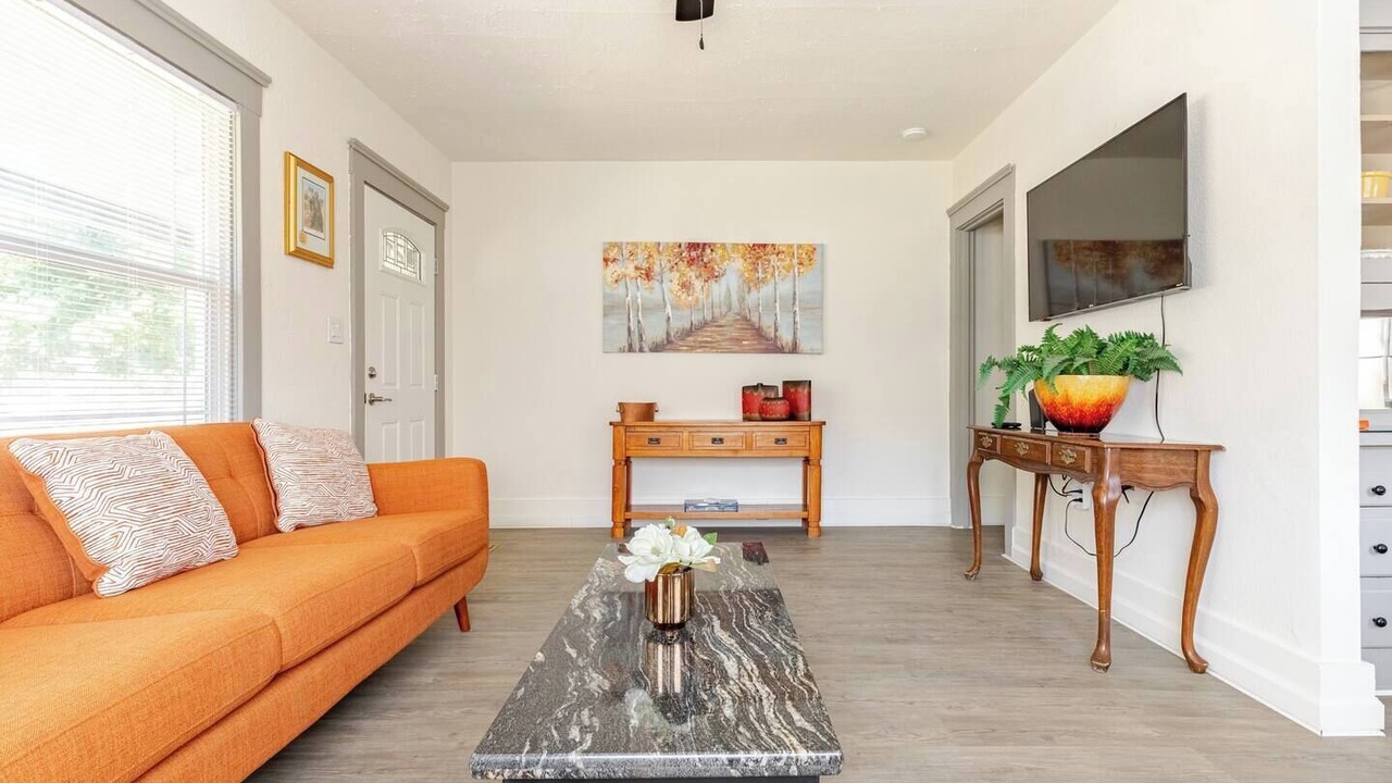Photo of Livingroom in Visalia