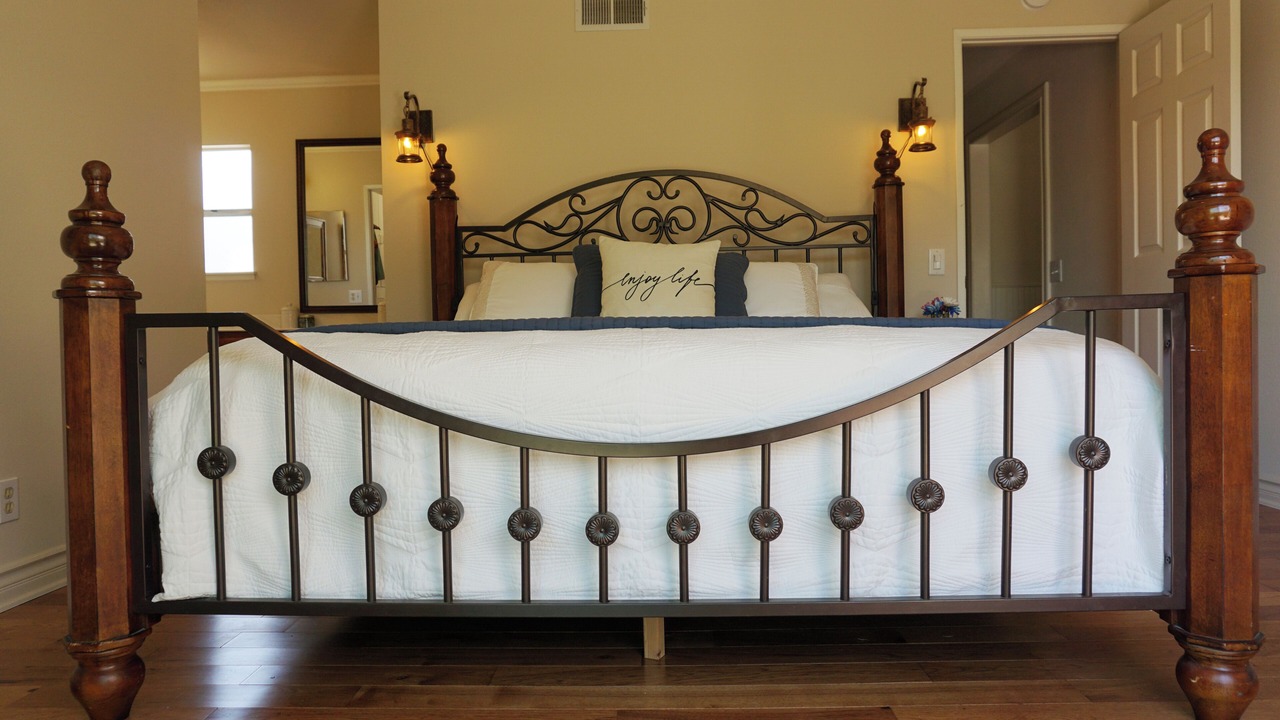Photo of Bedroom in Thousand Oaks