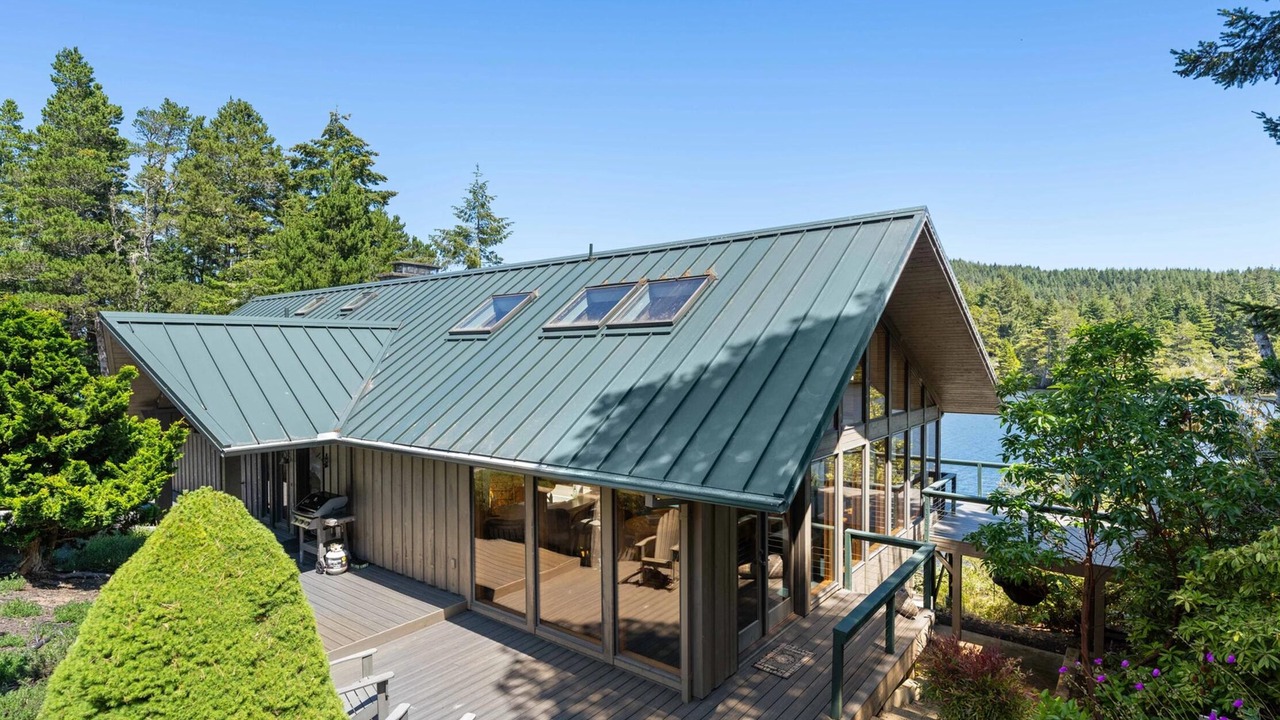 Photo of Outdoor in Saunders Lake