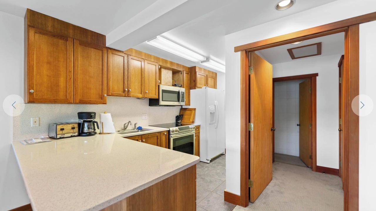 Photo of Kitchen in Saunders Lake