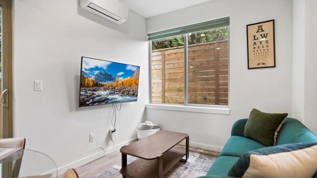 Photo of Livingroom in Roosevelt