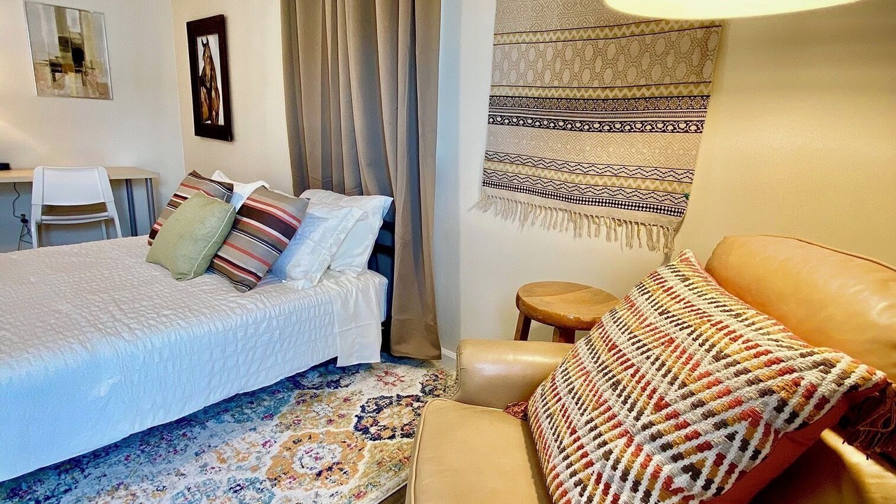 Photo of Bedroom in Logan Heights