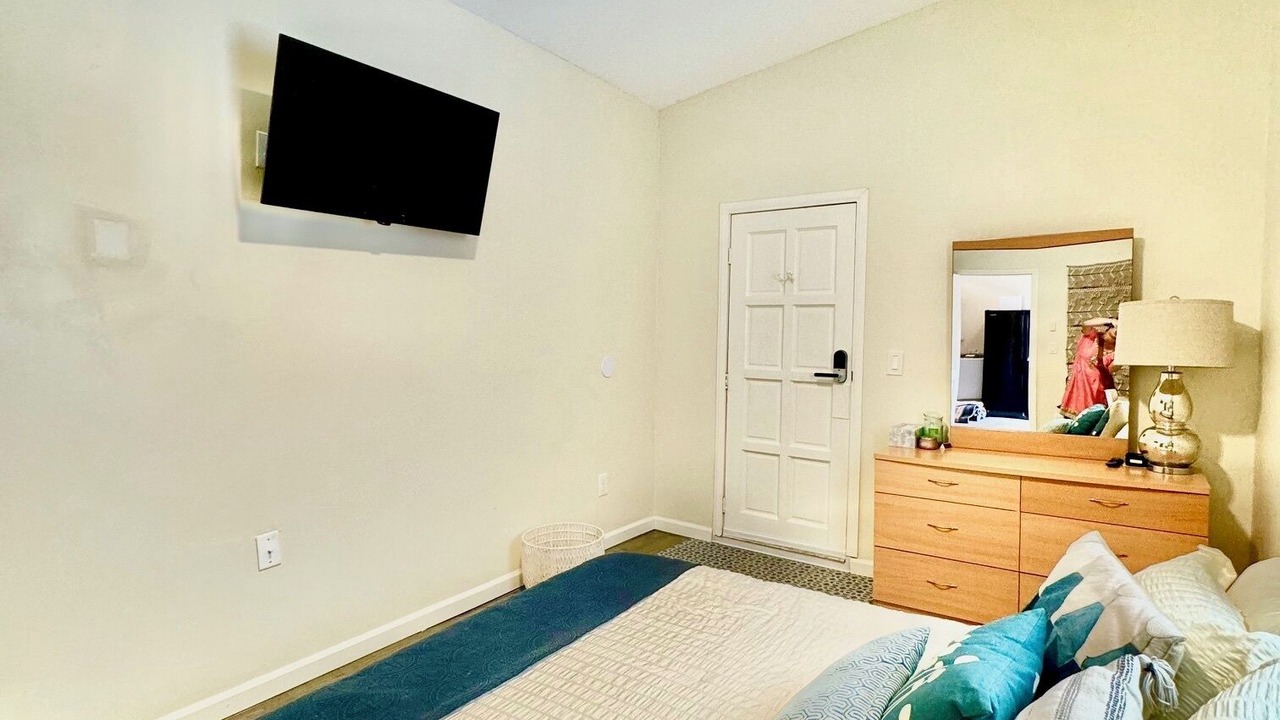 Photo of Bedroom in Logan Heights