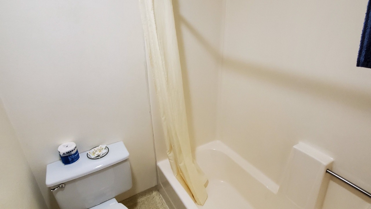 Photo of Bathroom in Maupin
