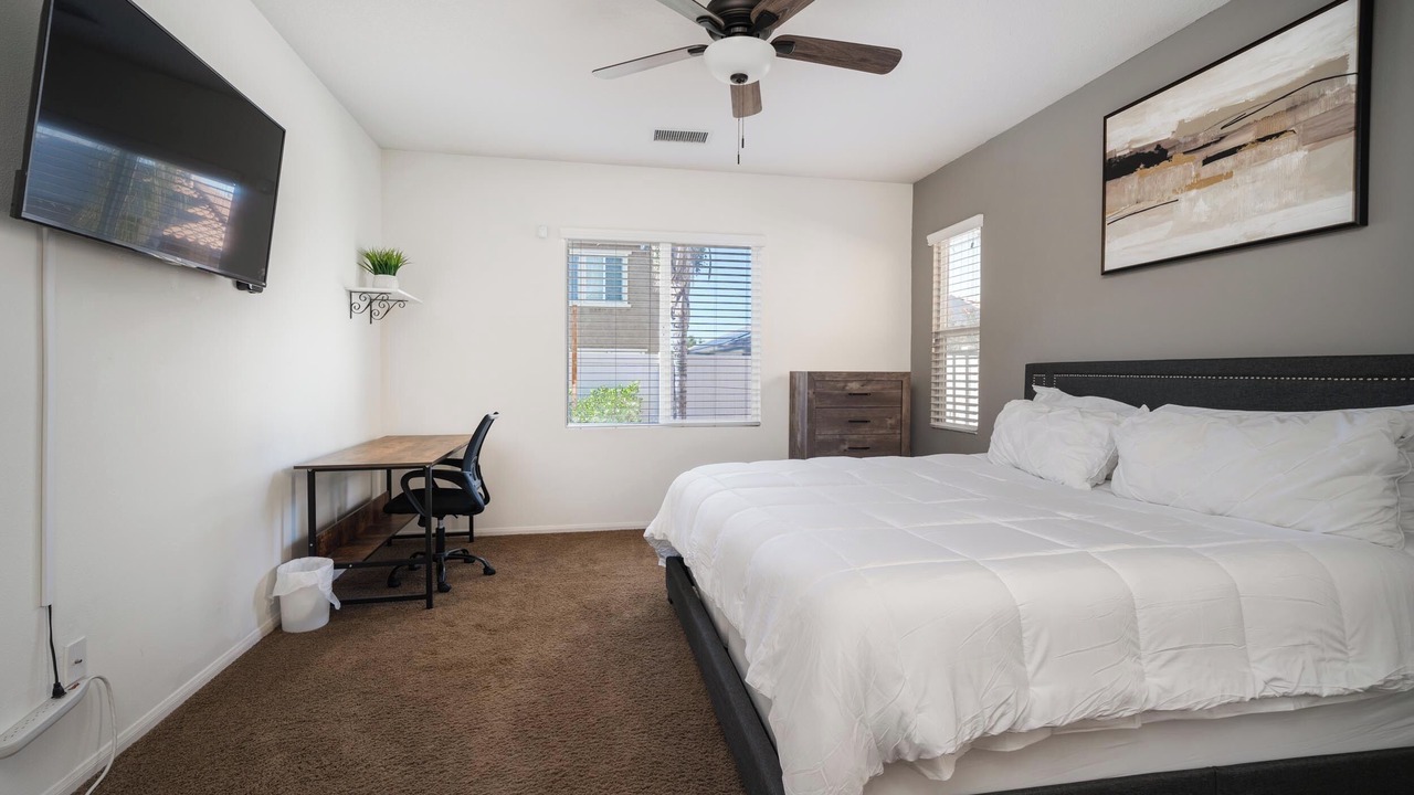 Photo of Bedroom in Bakersfield