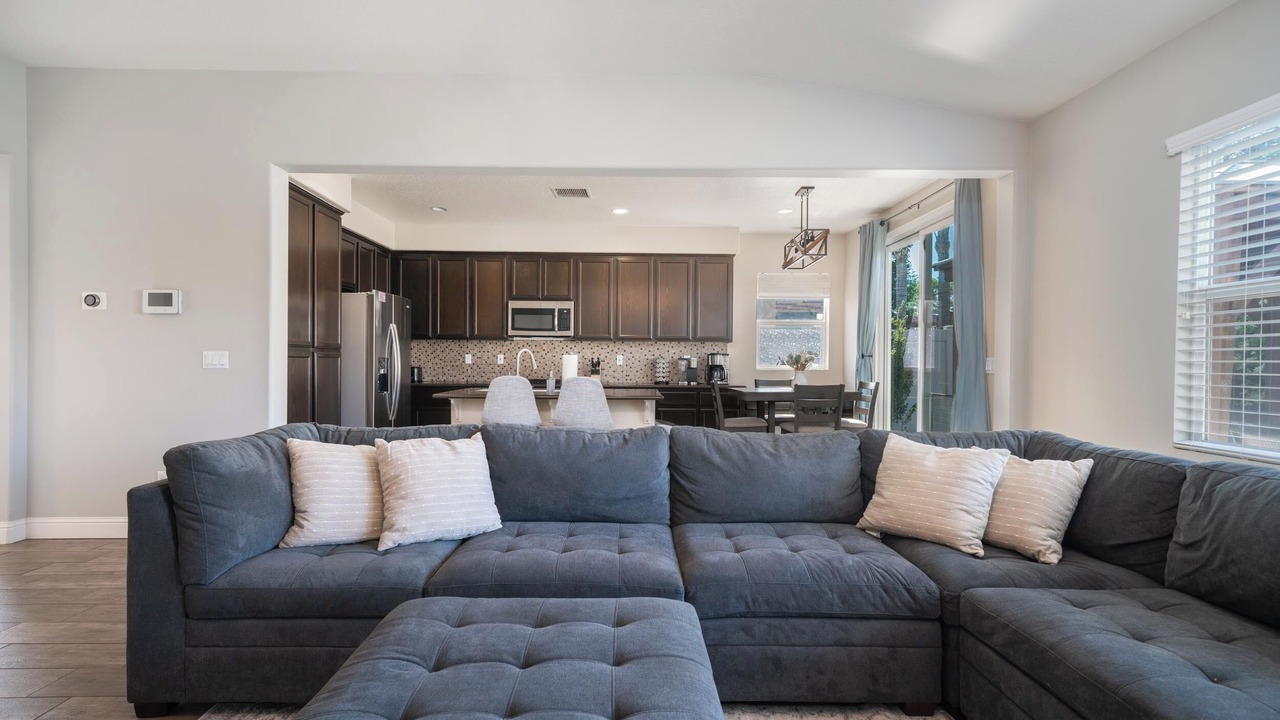 Photo of Livingroom in Bakersfield