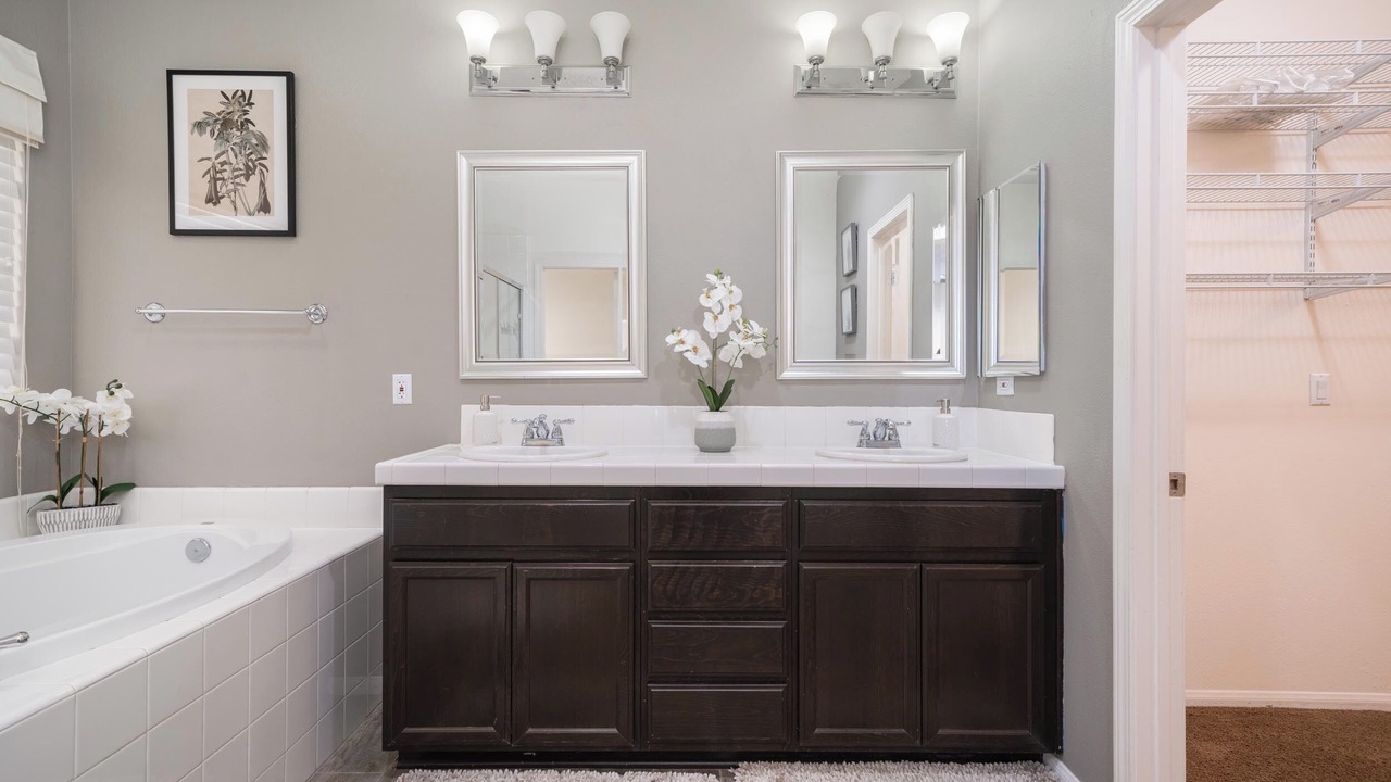 Photo of Bathroom in Bakersfield