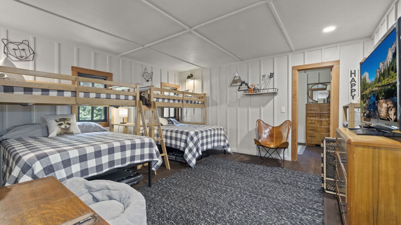 Photo of Bedroom in Long Barn