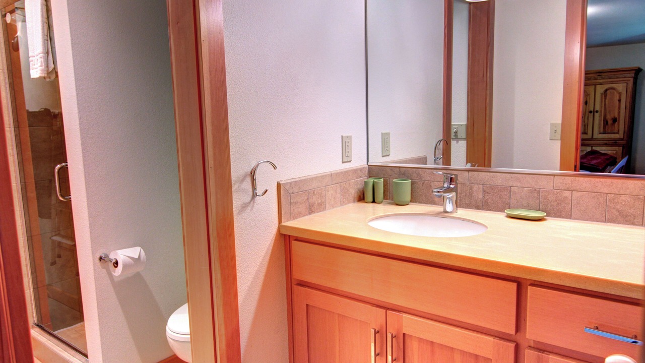 Photo of Bathroom in Tolovana Park