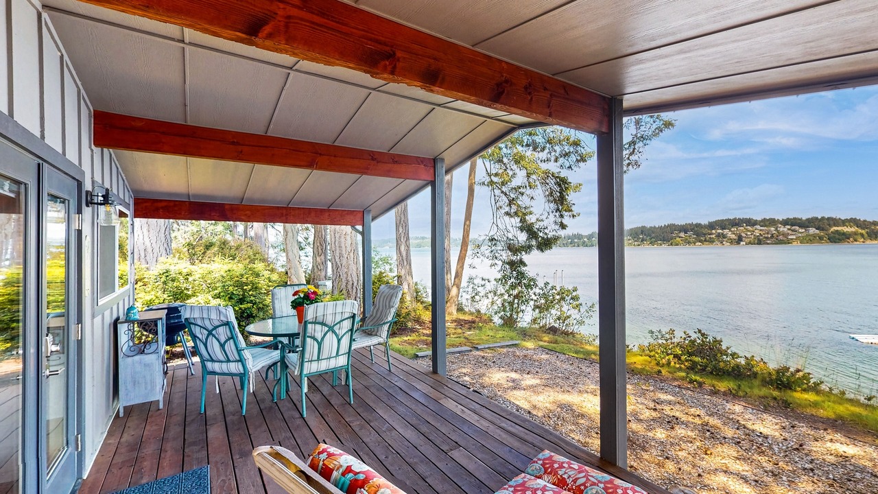 Photo of Outdoor in Tillicum