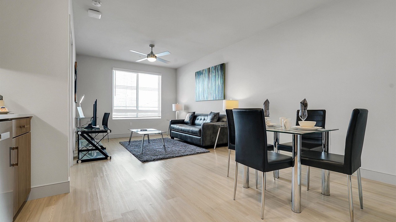 Photo of Bedroom in Midway District
