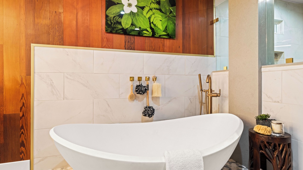 Photo of Bathroom in Cascade