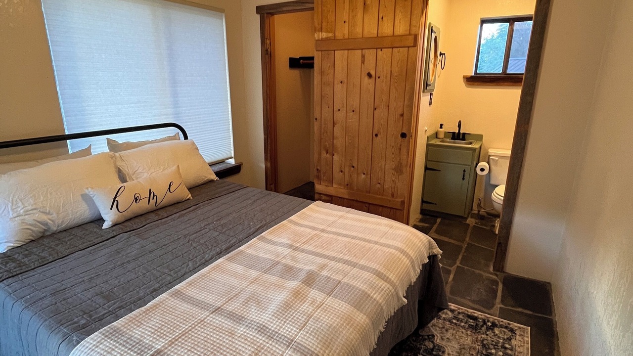 Photo of Bedroom in Cedarville