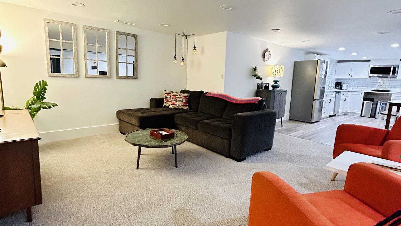 Photo of Livingroom in Ladd's Addition