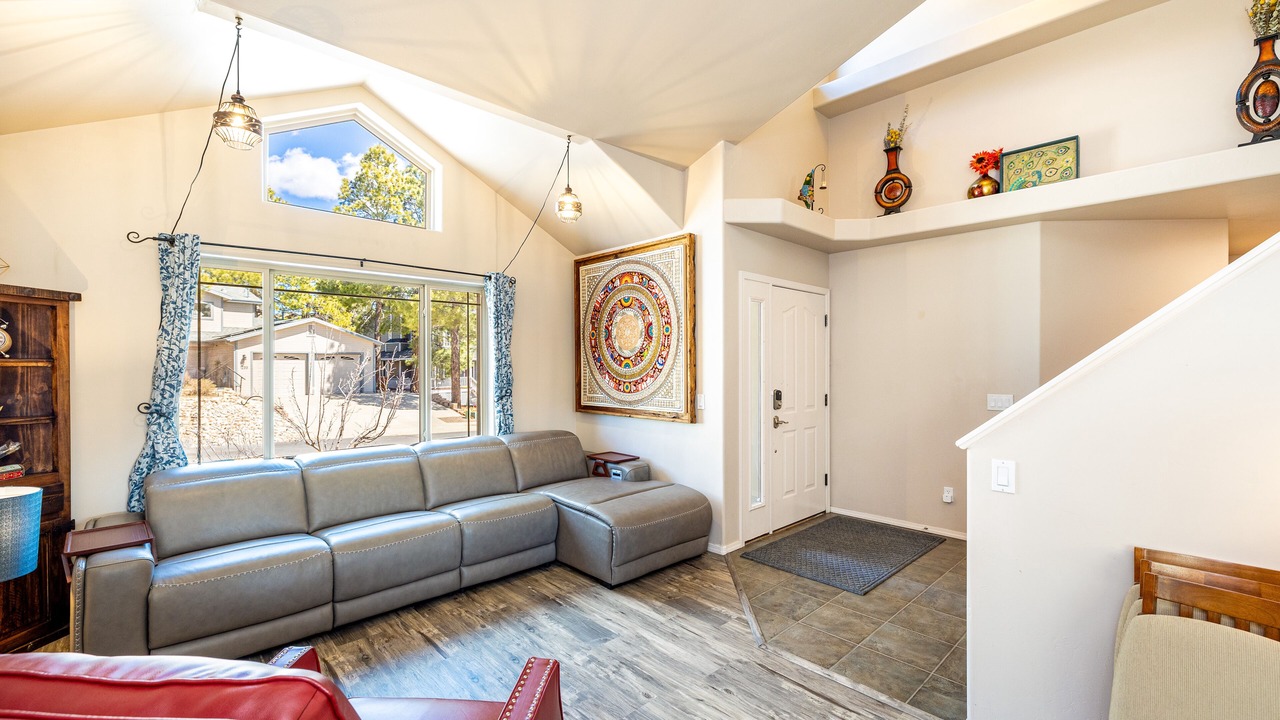 Photo of Livingroom in Ponderosa Trails