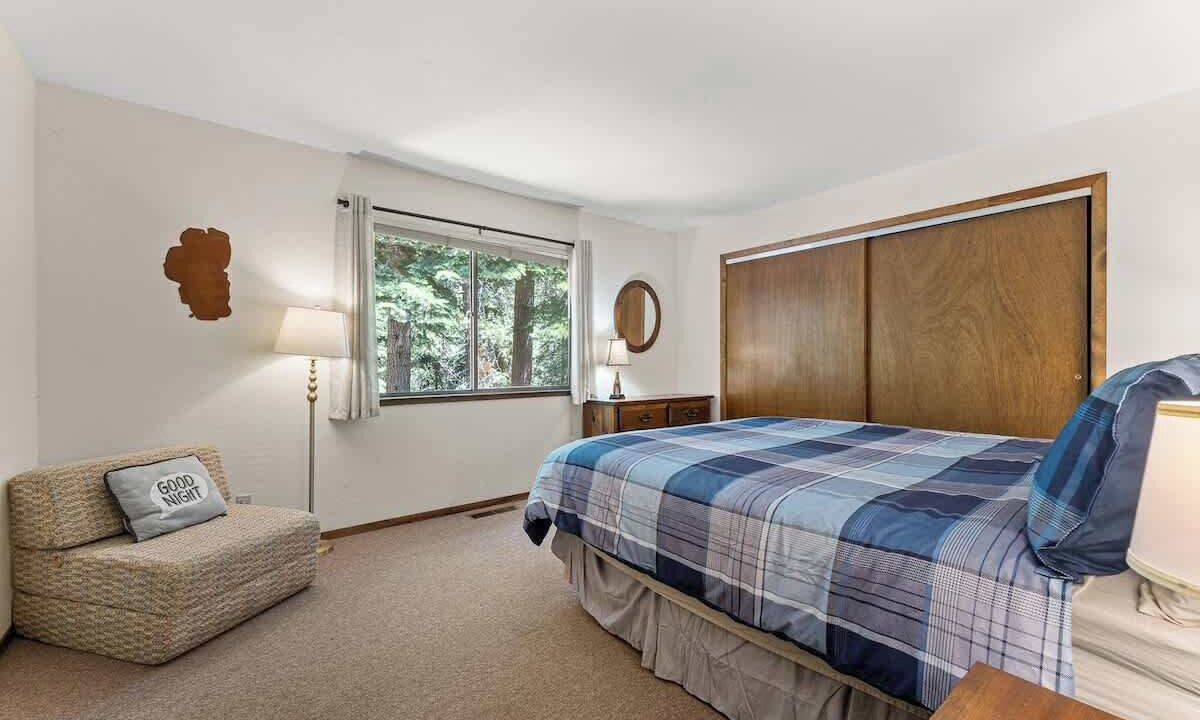 Photo of Bedroom in Kingswood Estates