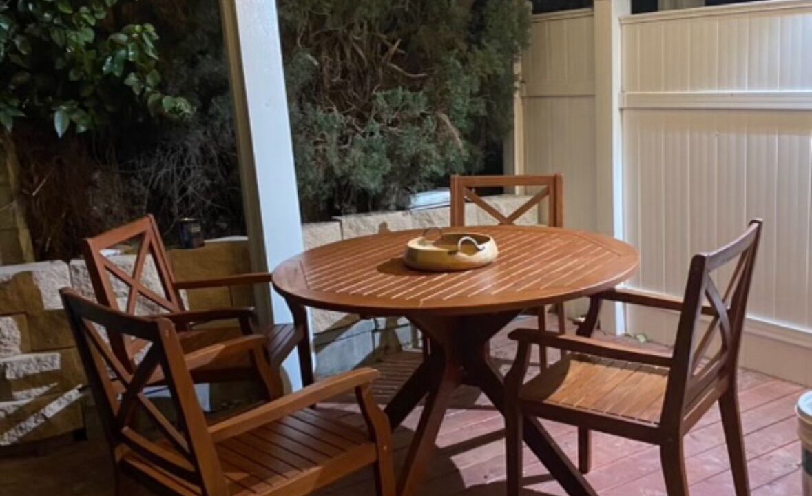 Photo of Outdoor in Woodland Hills