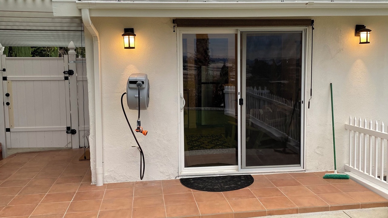 Photo of Outdoor in Woodland Hills