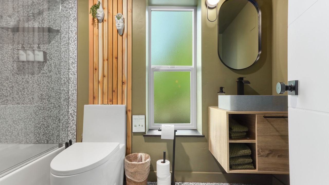 Photo of Bathroom in Carson
