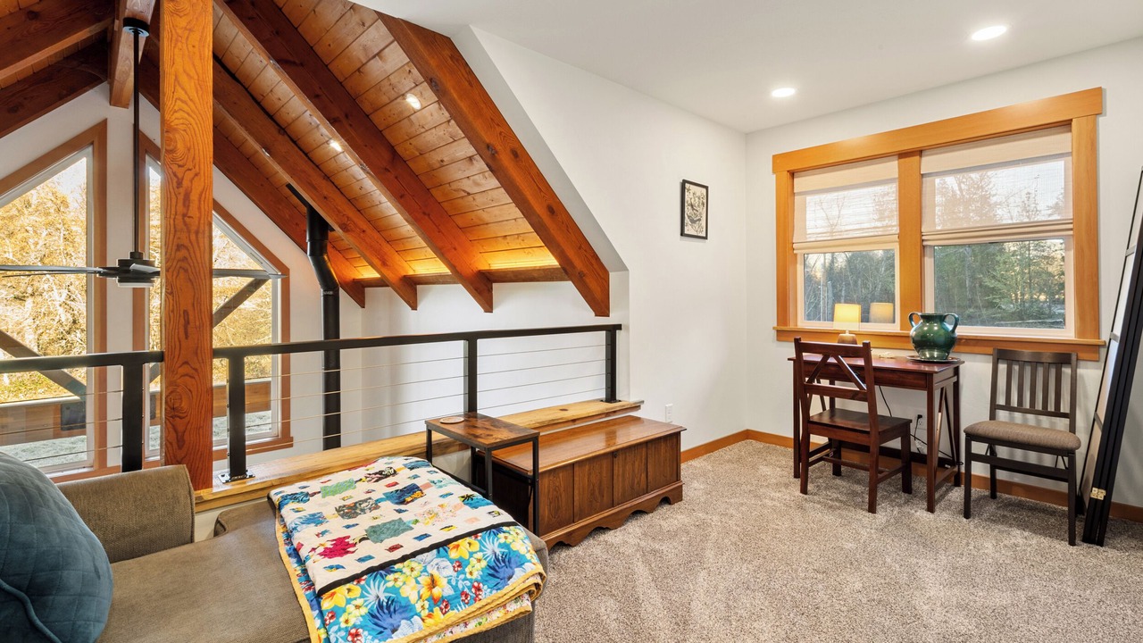 Photo of Livingroom in Jacksonville