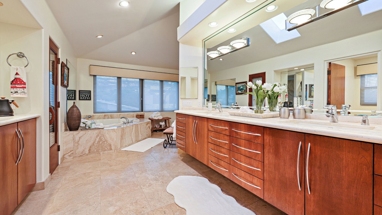 Photo of Bathroom in La Jolla Shores