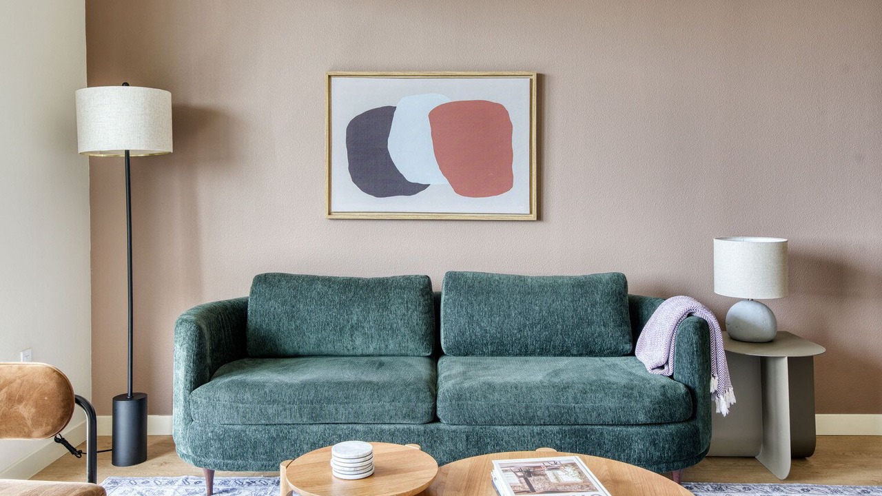 Photo of Livingroom in Piedmont Avenue
