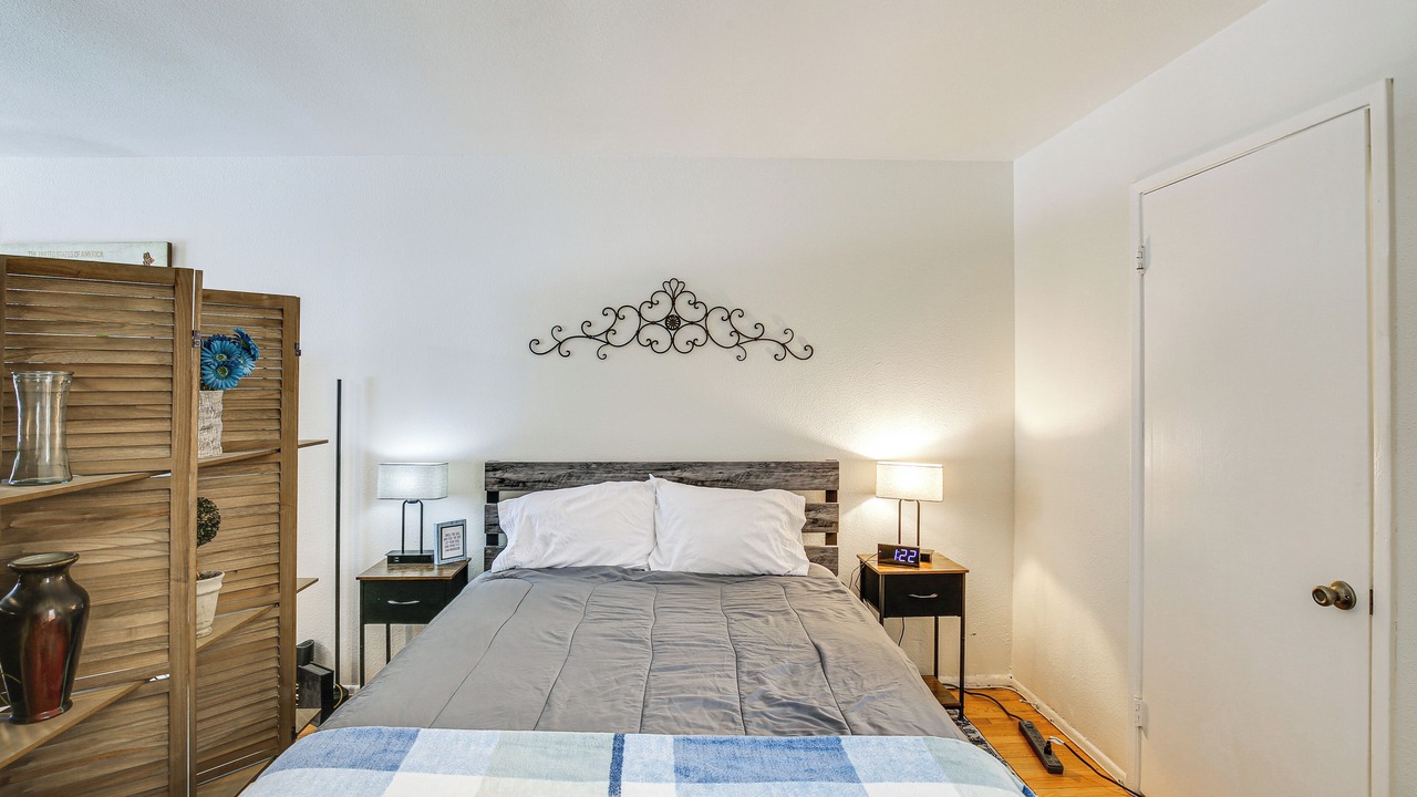 Photo of Bedroom in Harbor
