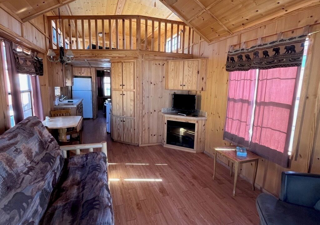 Photo of Livingroom in Mammoth Creek