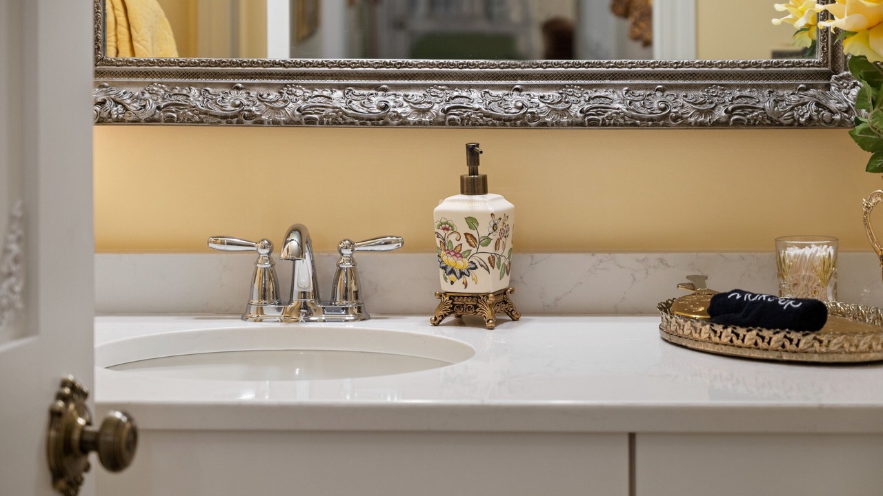 Photo of Bathroom in Orchard District