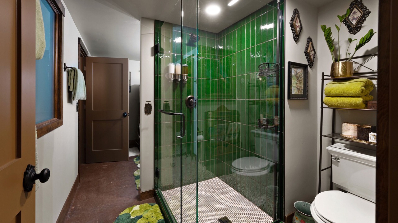 Photo of Bathroom in Orchard District