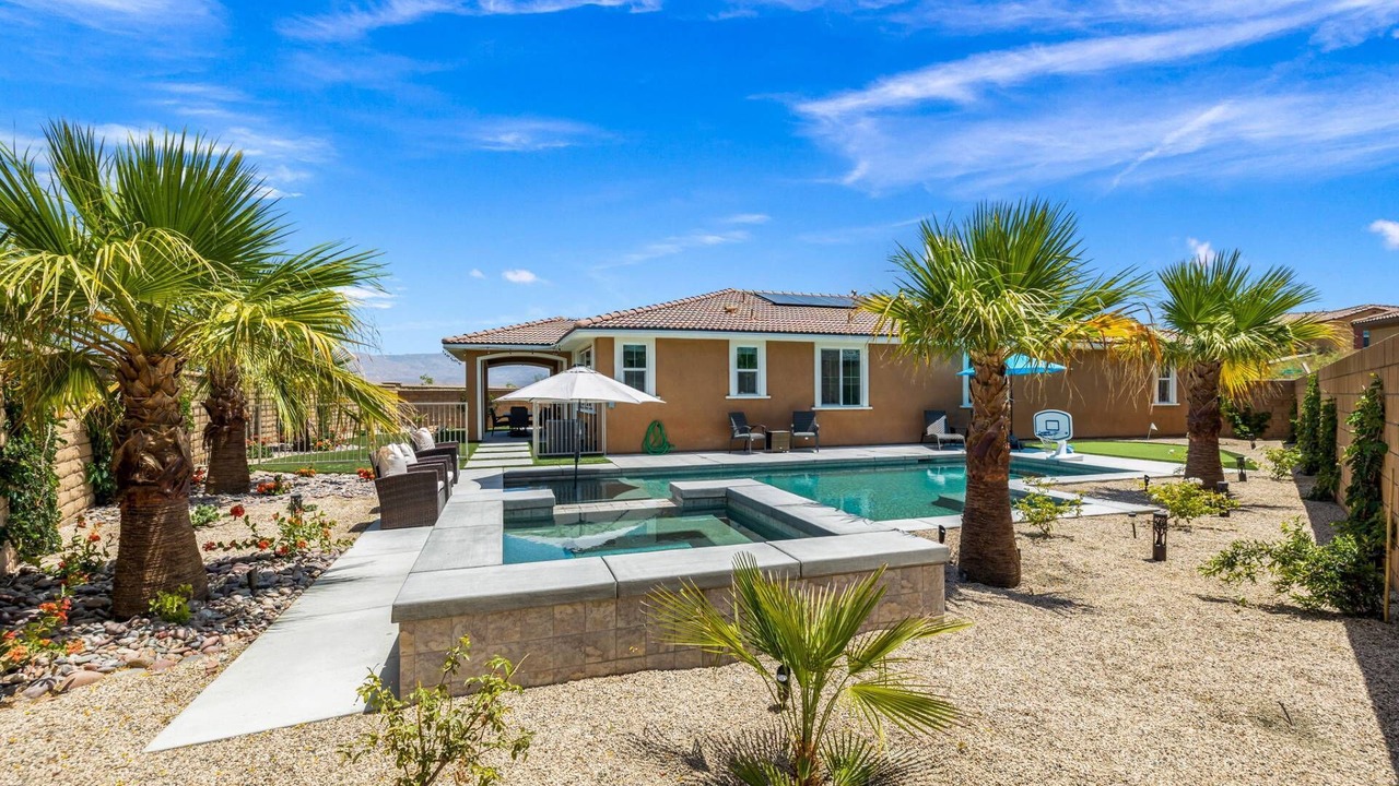 Photo of Outdoor in Palm Desert