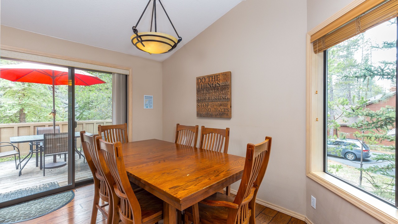 Photo of Livingroom in Deer Park