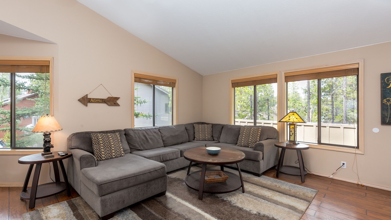 Photo of Livingroom in Deer Park