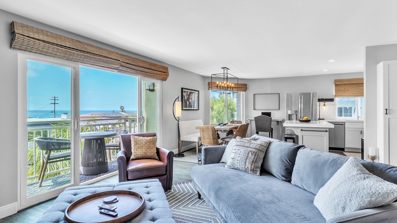 Photo of Livingroom in La Jolla