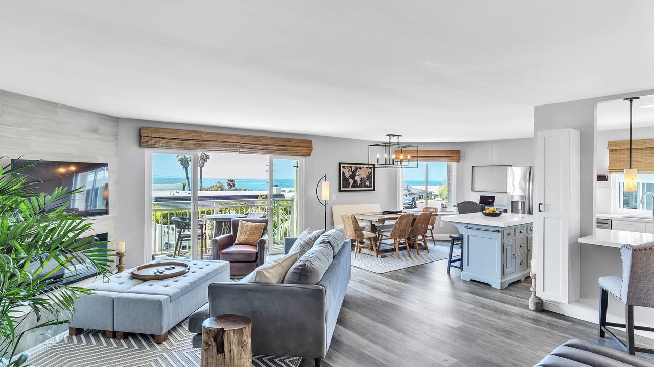 Photo of Livingroom in La Jolla