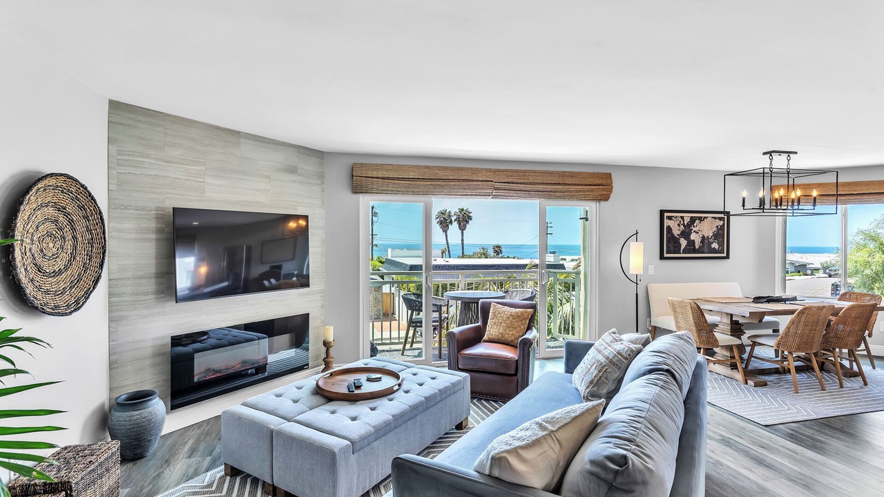 Photo of Livingroom in La Jolla
