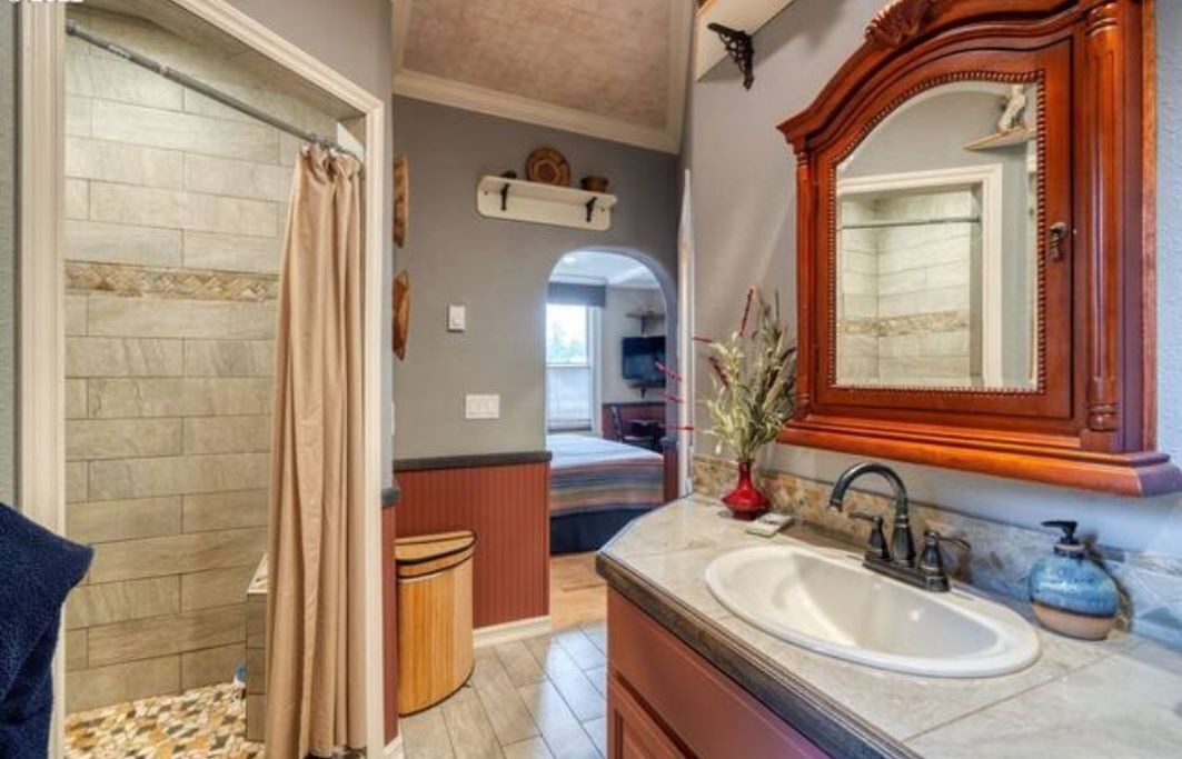 Photo of Bathroom in Springfield