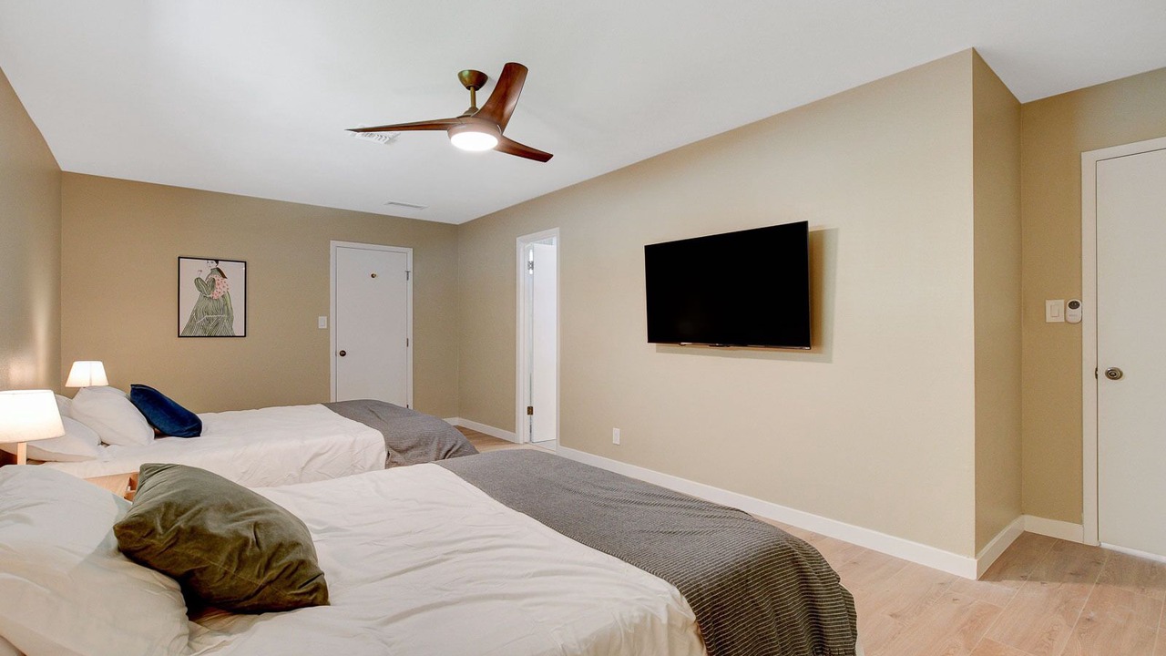 Photo of Bedroom in Paradise