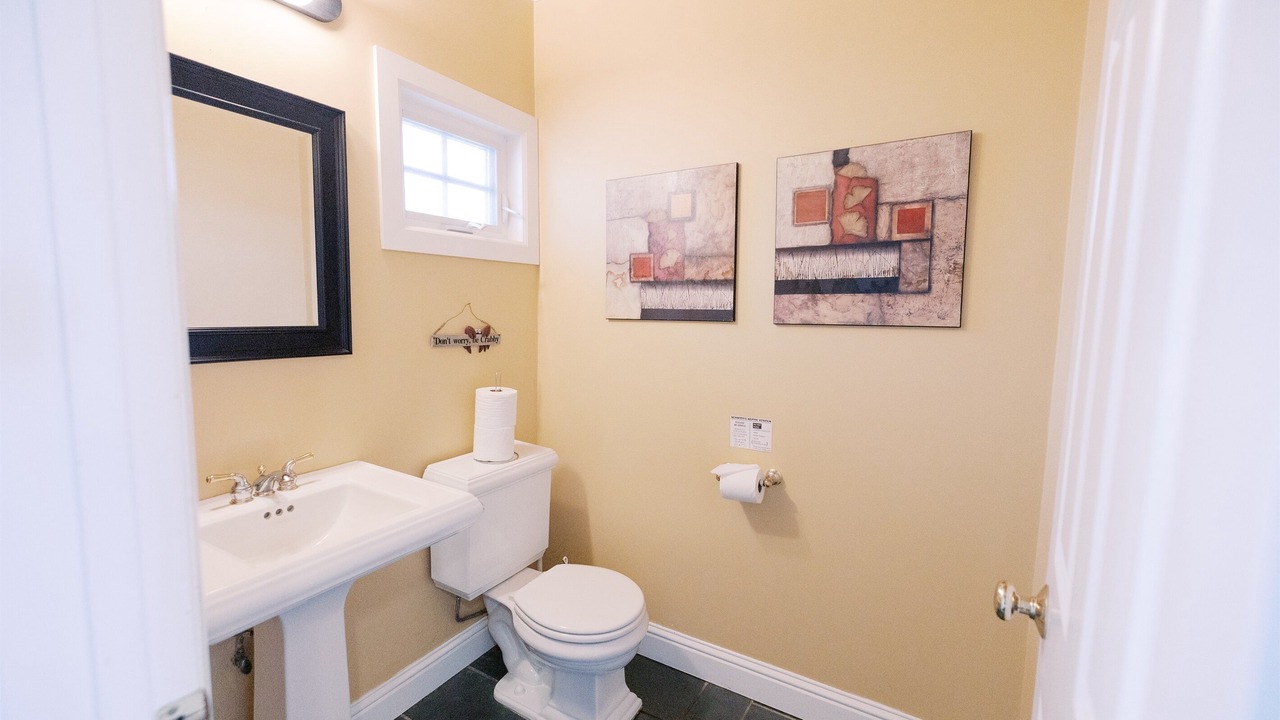 Photo of Bathroom in Oak Harbor