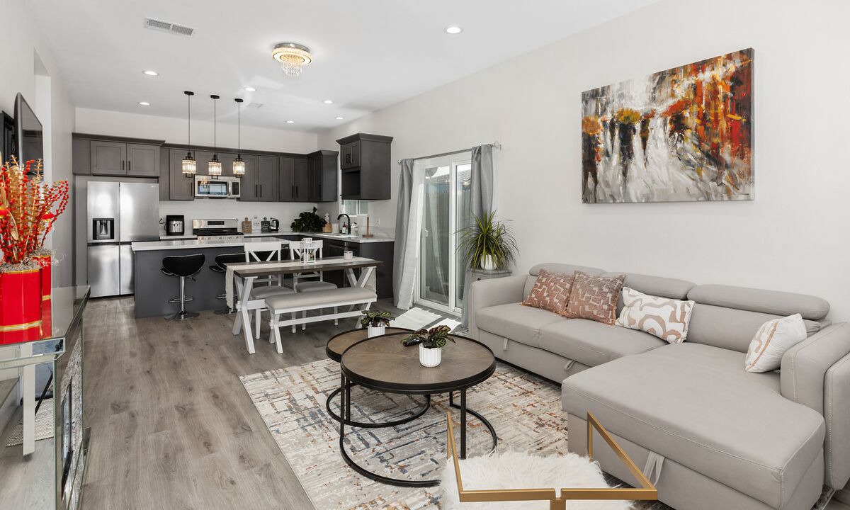 Photo of Livingroom in Mira Mesa