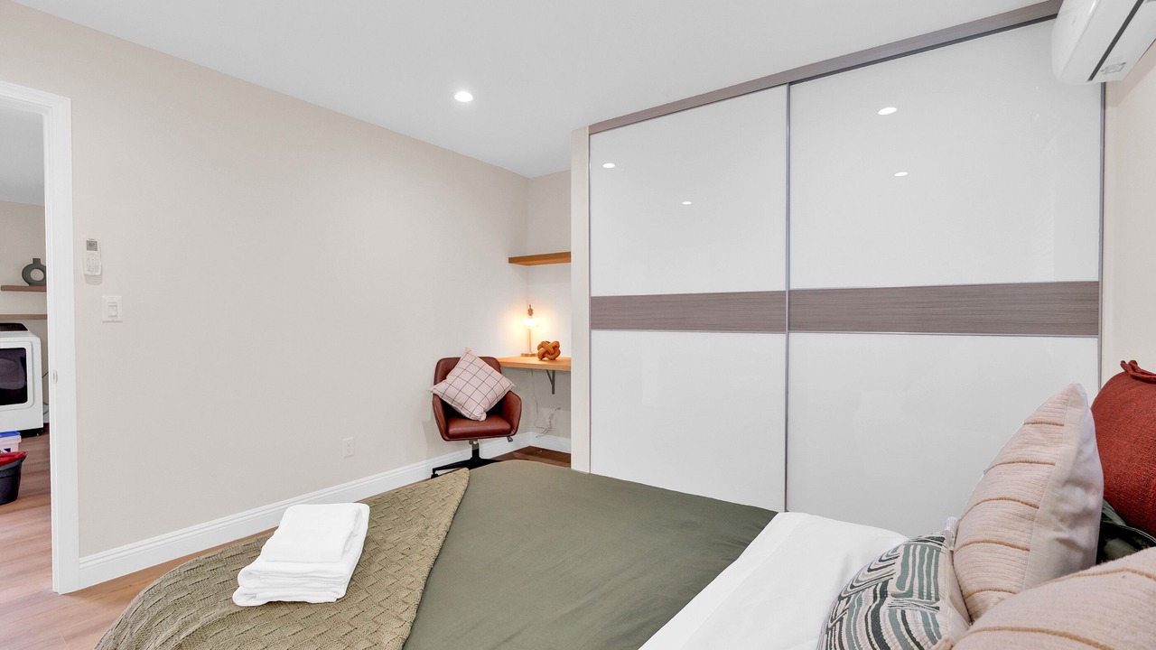 Photo of Bedroom in South San Gabriel
