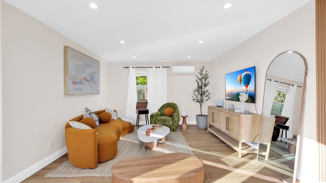 Photo of Livingroom in South San Gabriel