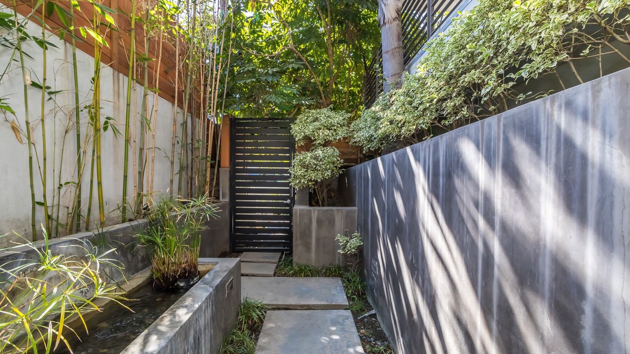 Photo of Outdoor in Beverly Grove