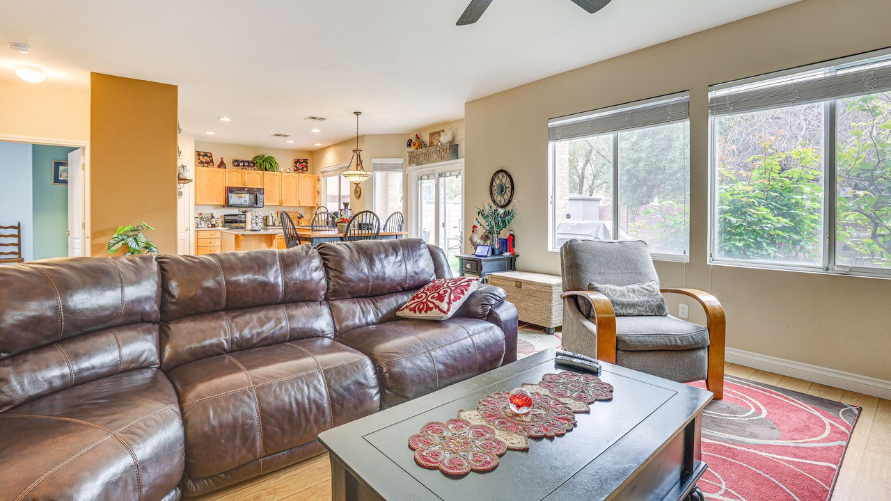 Photo of Livingroom in Rhodes Ranch