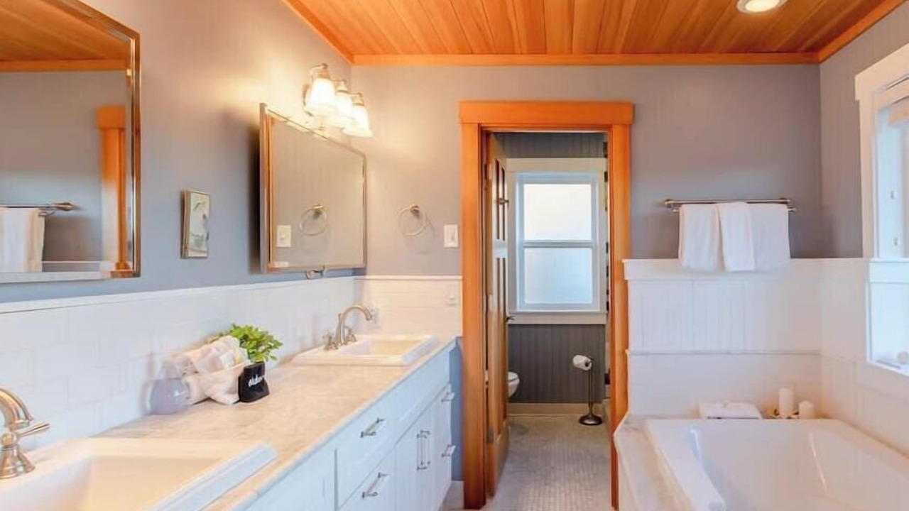 Photo of Bathroom in Tillamook County