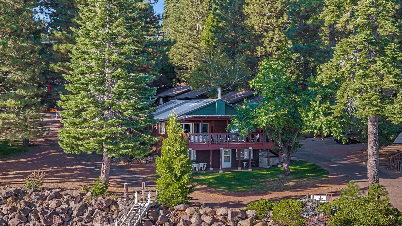 Photo of Outdoor in Peninsula Village